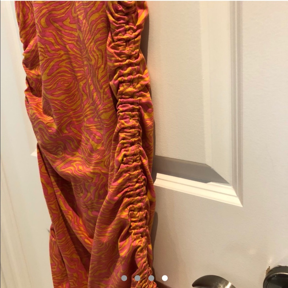 Motel Ruched Dress! - Picture 4 of 4